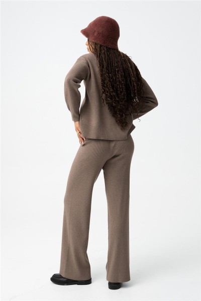 Pantalón Tiffosi recto de punto canalé