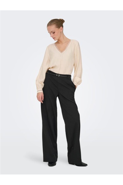 Blusa JDY cora escote pico