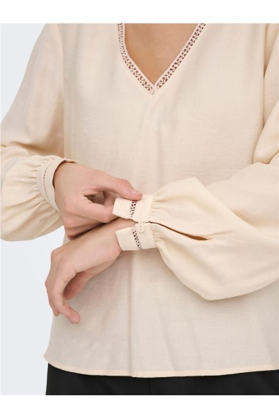 Blusa JDY cora escote pico