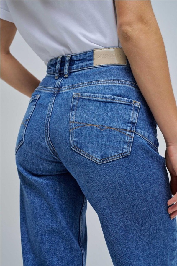 Vaquero Salsa faith push in cropped...