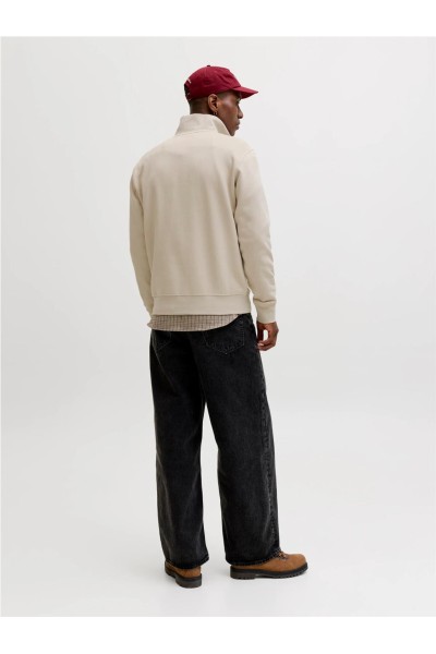 Sudadera Jack & Jones con media cremallera