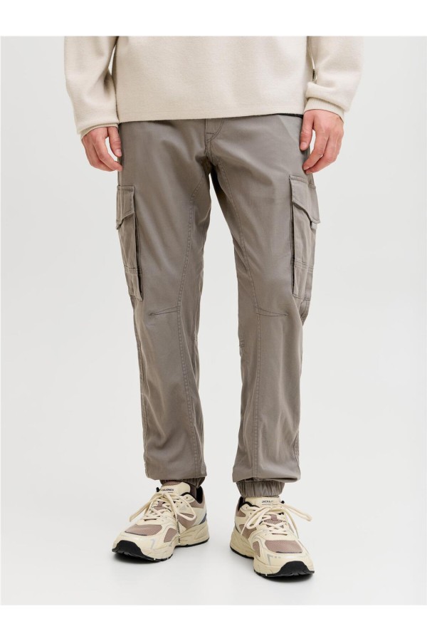 Pantalón Jack & Jones cargo de corte...