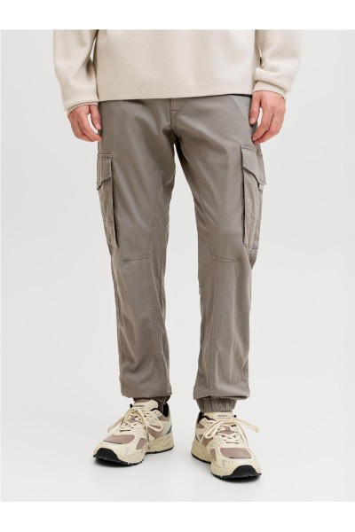 Pantalón Jack & Jones cargo de corte slim
