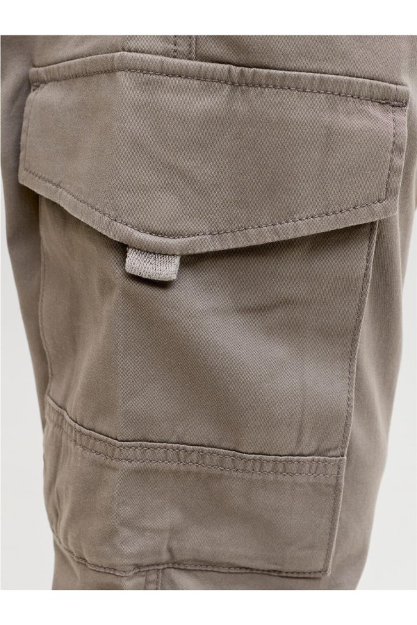 Pantalón Jack & Jones cargo de corte...