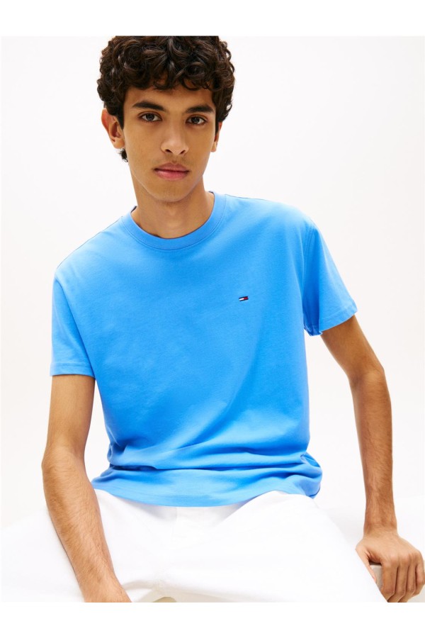 Camiseta Tommy Jeans cuello redondo...