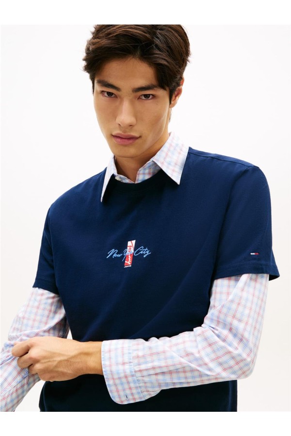 Camiseta Tommy Jeans con logo en la...