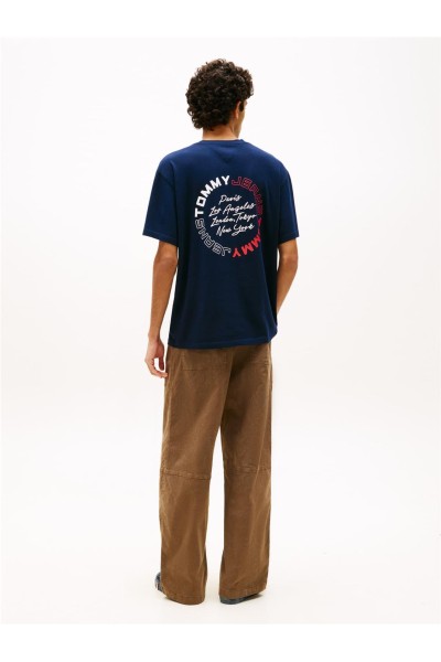 Camiseta Tommy Jeans amplia con logo trasero