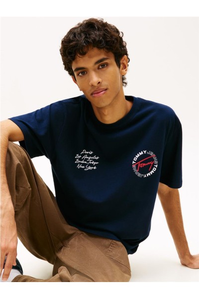 Camiseta Tommy Jeans amplia con logo trasero