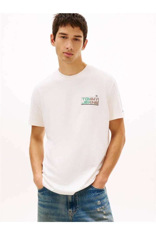 Camiseta Tommy Jeans amplia con logo...