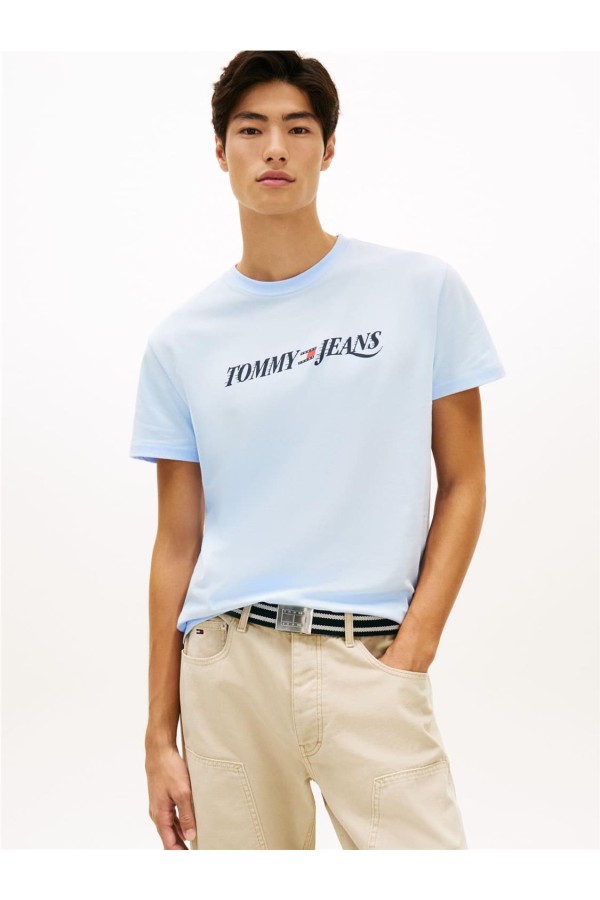 Camiseta Tommy Jeans con logo vintage