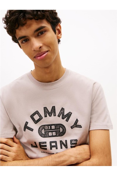 Camiseta Tommy Jeans de punto con cuello redondo