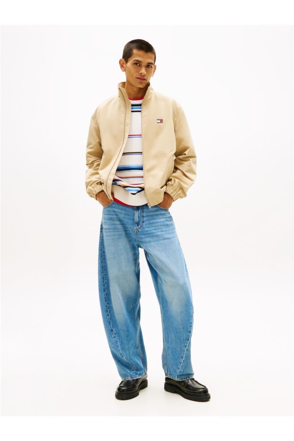 Chaqueta Tommy Jeans con cremallera y...