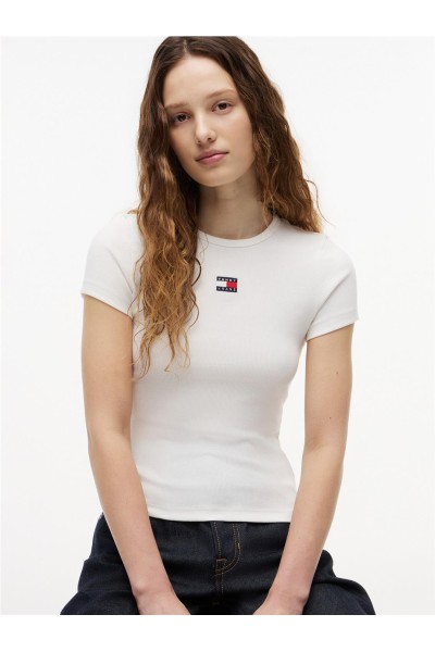 Camiseta Tommy Jeans Badge slim acanalada