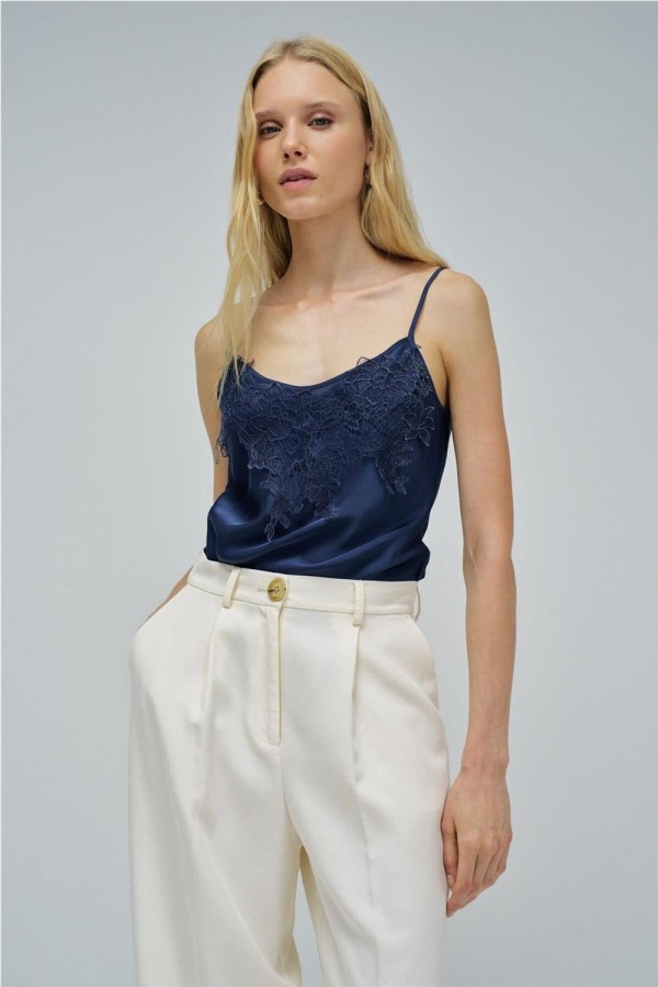 Top satinado Salsa con encaje