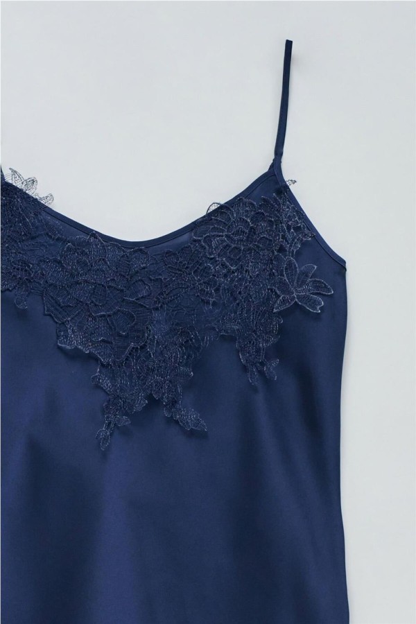 Top satinado Salsa con encaje