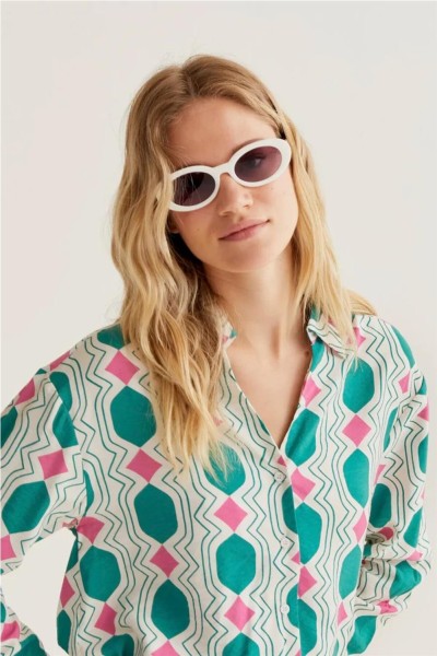 Camisa Compañía Fantástica con estampado Geometric