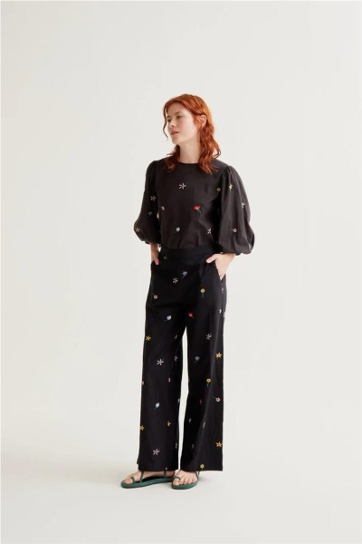 Pantalón Compañía Fantástica con estampado Black Gardener