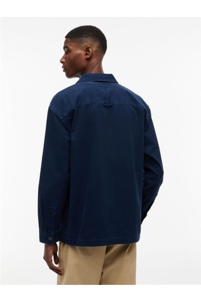 Sobrecamisa Tommy Jeans de corte oversize con parche