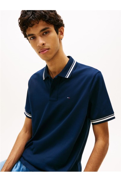 Polo Tommy Jeans de corte regular ribeteado con logo