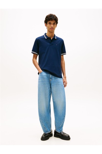 Polo Tommy Jeans de corte regular ribeteado con logo