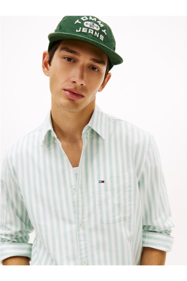 Camisa Tommy Jeans oxford de rayas 2