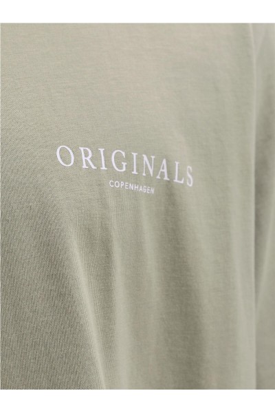 Camiseta Jack & Jones montaul con dibujo en la espalda