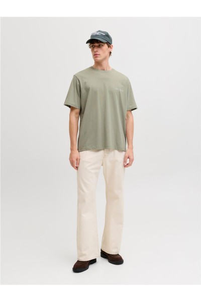 Camiseta Jack & Jones montaul con dibujo en la espalda