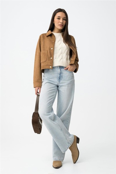 Chaqueta Tiffosi corta de corte regular