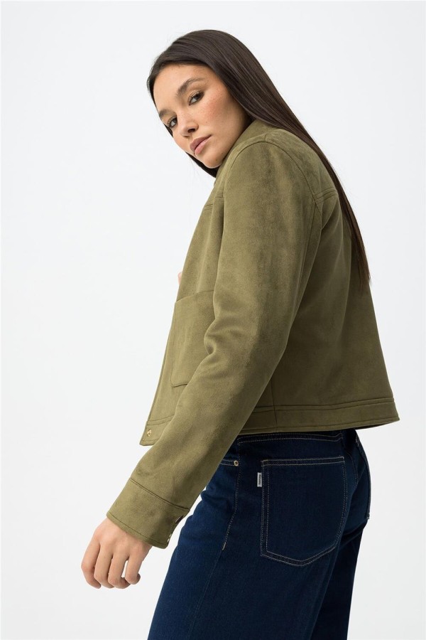 Chaqueta Tiffosi corta de corte regular