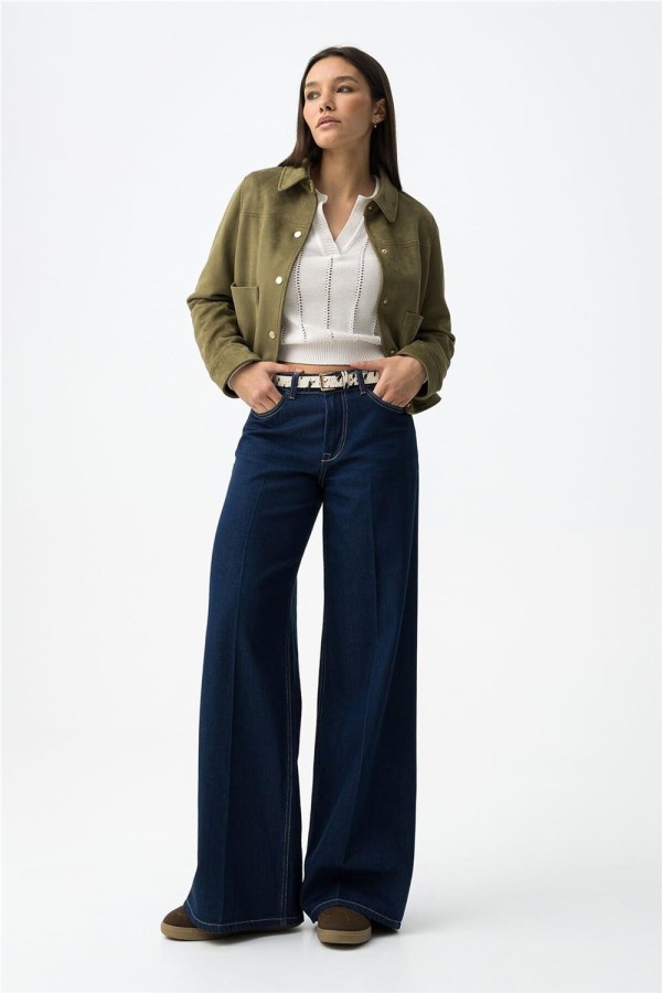 Chaqueta Tiffosi corta de corte regular