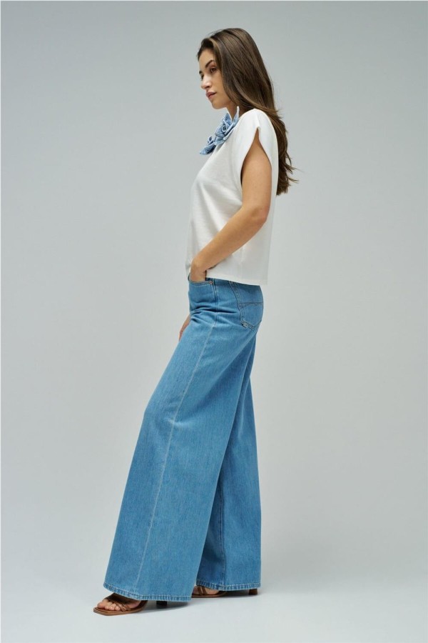 Camiseta Salsa con aplique floral en denim 2