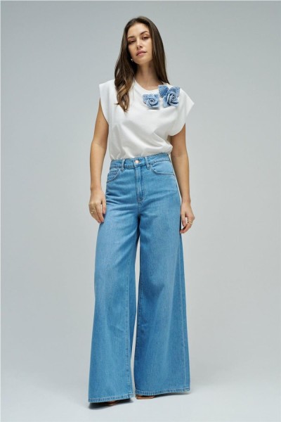 Camiseta Salsa con aplique floral en denim