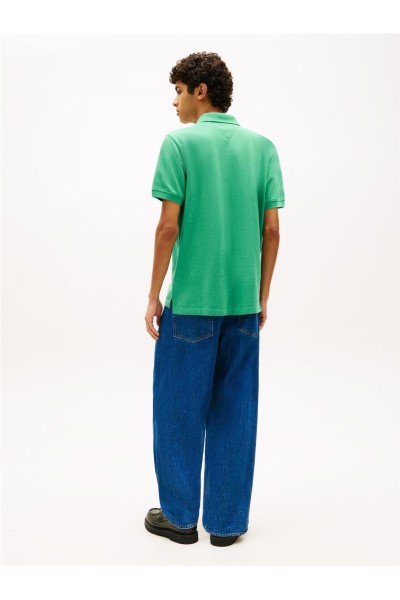 Polo Tommy Jeans con logo bordados