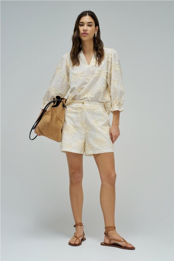 Short Salsa con efecto tridimensional