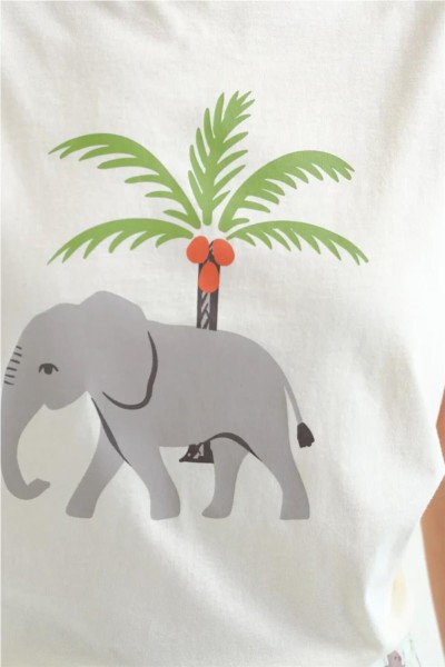 Camiseta Compañía Fantástica con estampado elefante y palmera