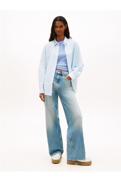 Camisa Tommy Jeans de corte amplio