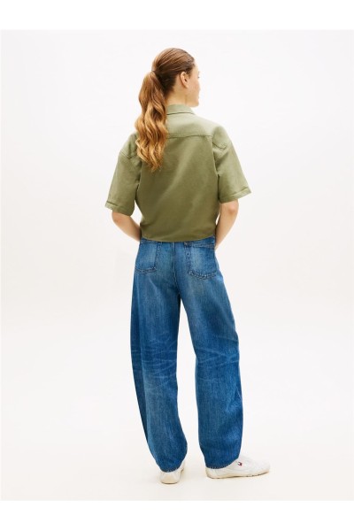 Camisa Tommy Jeans de corte amplio en mezcla de lino