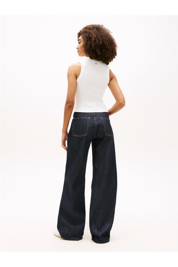 Camiseta Tommy Jeans acanalada con...