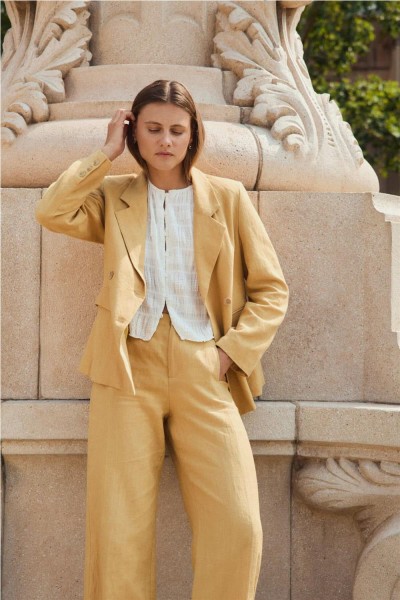 Americana Mus & Bombon Akira