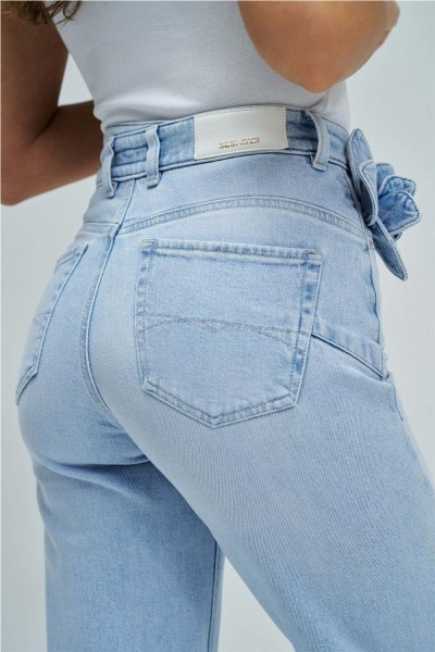 Vaquero Salsa faith push in wide