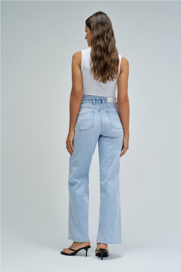 Vaquero Salsa faith push in wide