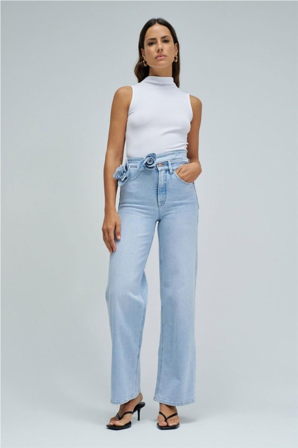 Vaquero Salsa faith push in wide