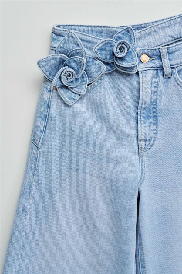 Vaquero Salsa faith push in wide