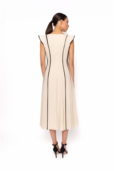 Vestido Arggido con cortes en contraste