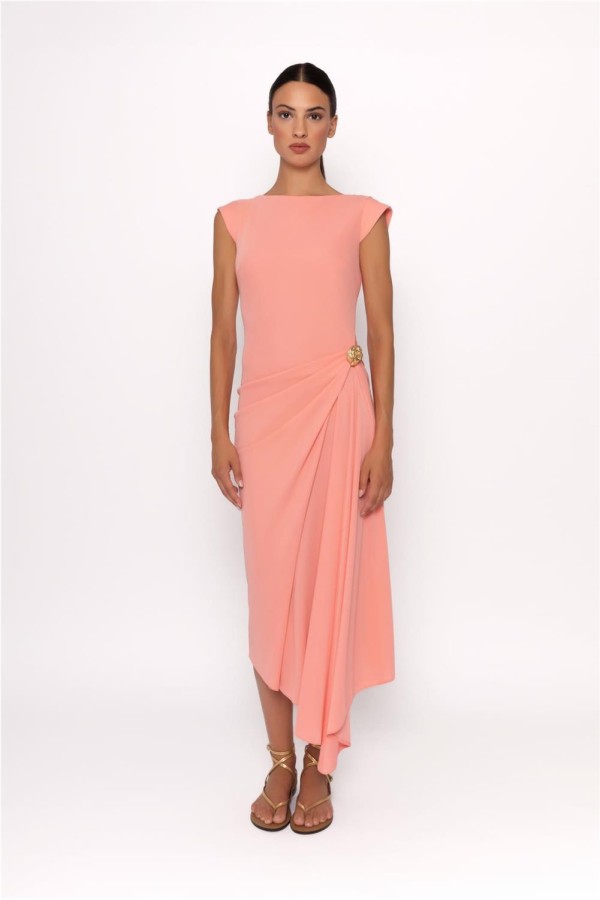 Vestido Arggido con pieza metálica