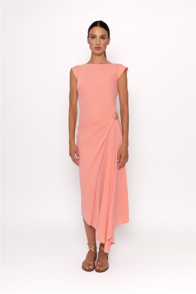 Vestido Arggido con pieza metálica