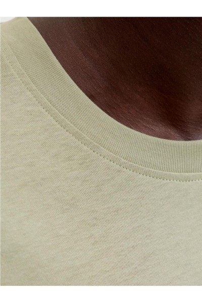 Camiseta Jack & Jones Carlos con logo en el pecho