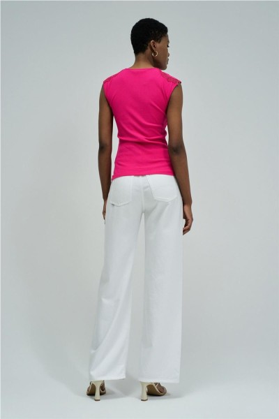 Top Salsa con encaje