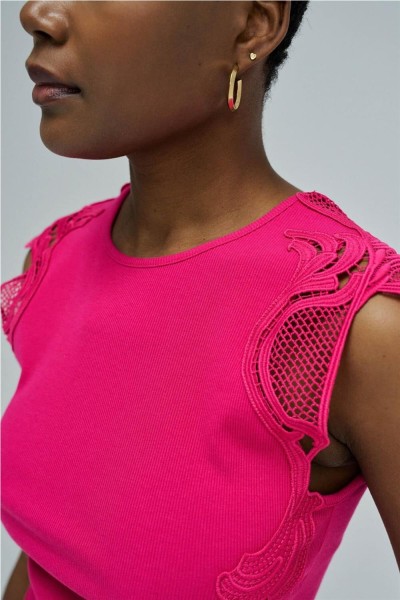 Top Salsa con encaje