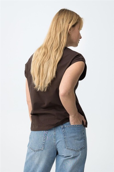 Camiseta Tiffosi básica escote pico